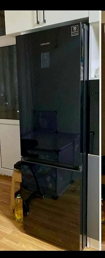 2 qapılı Samsung Soyuducu Satılır, rəng - Qara, Dispenserli