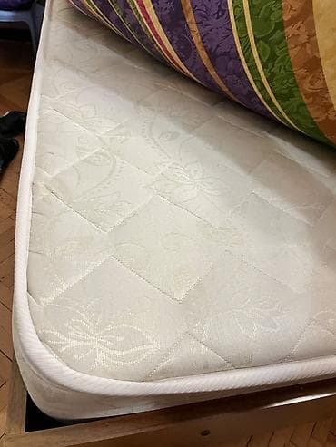 Matraslar: İşlənmiş, İkinəfərlik çarpayı, Matras ilə, Azərbaycan — 4