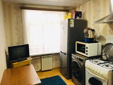 1 ci mikrorayon satilan evler: Bakı, 2 otaqlı, Köhnə tikili, m. Xalqlar Dostluğu, 52 kv. m — 6