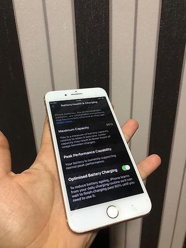 iphone 70: IPhone 8 Plus, 64 GB, Qızılı, Barmaq izi, Simsiz şarj — 7