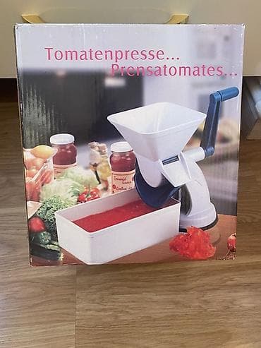 aksa generator: Tomat presi (manuel) - Mətbəx üçün əl ilə işləyən tomatpres: pomidoru — 1