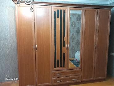 ucuz şifaner: İşlənmiş, 5 qapı, Güzgülü, Qəhvəyi, Digər material, Açılan, Düz dolab — 1