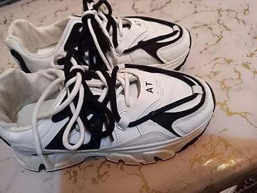 converse all star: Məhsul təsviri: - Ağ-qara idman ayaqqabısı, üzərində “AT” yazısı - — 4