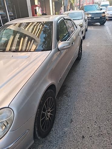 prius teker: Mercedes-Benz E-Class sedan (W211), gümüşü rəng. - Kuzov: 4 qapılı — 6