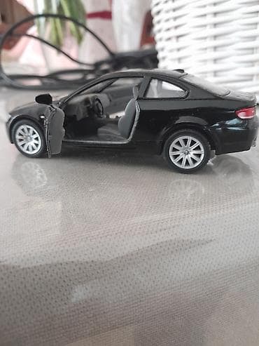 BMW M3 Coupe diecast model maşın - Model: BMW M3 Coupe (E92 dizaynı) — 5