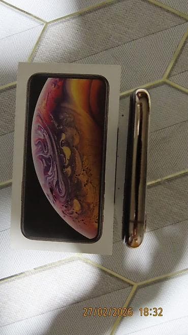 ipad pro qiymeti: IPhone Xs Max, Qızılı, Face ID — 6