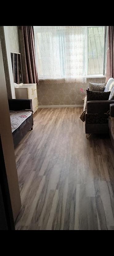 Bakıxanov qəsəbəsinin ən gözəl yerində tam mərkəzdə Sülh küçəsi Heydər — 9
