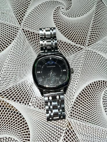 Смарт браслеты: Наручные часы, Cartier, цвет - Серебристый — 1