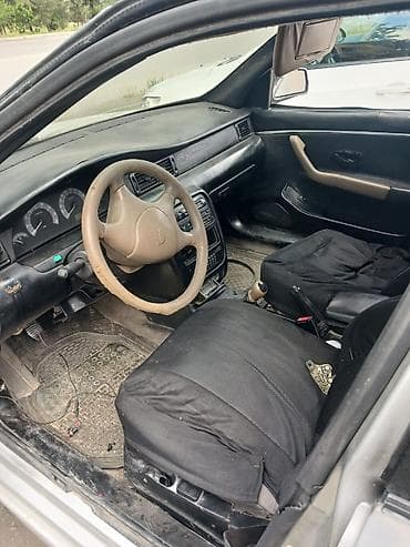 afcarka satılır: İran Saipa Saba/Saina (IKCO Samand əsasında) sedan Xüsusiyyətlər: - — 4