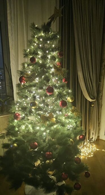 Bayram üçün digər mallar: Yeni il ağacı – bəzəksiz (ikinci əl) - 1.8 m hündürlüyündə süni şam — 2