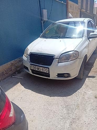 07 sekilleri 2022: Chevrolet Aveo: 1.5 l | 2012 il Sedan — 1