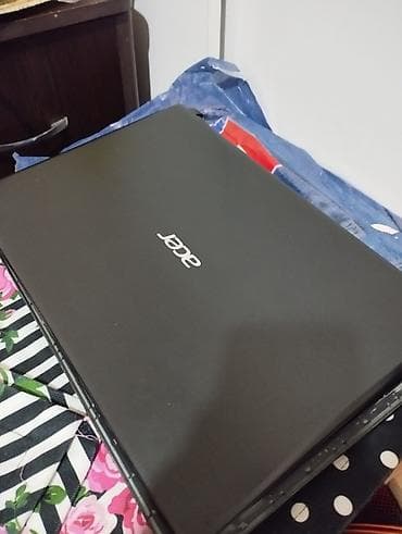 Acer noutbuk V5 431P 531P zapcast kimi satilir sadece ekran girigdi — 2