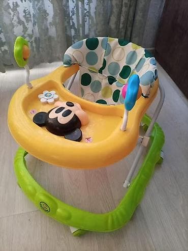 Uşaqlar üçün digər mallar: Uşaq Yüyürcəyi (Baby Walker) - Rənglər: sarı stol, yaşıl baza — 2