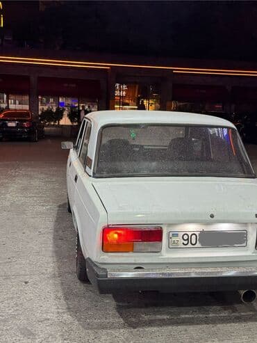 vaz 2103: Model: Lada 2107 (VAZ 2107) Kuzov: sedan, 4 qapı Rəng: ağ Yanacaq — 2