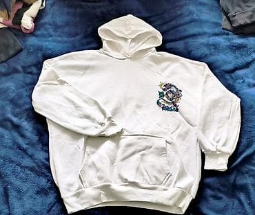 Svitşotlar: Ağ oversize hoodie satılır, ölçü S. Az geyinilib, əla vəziyyətdədir — 2
