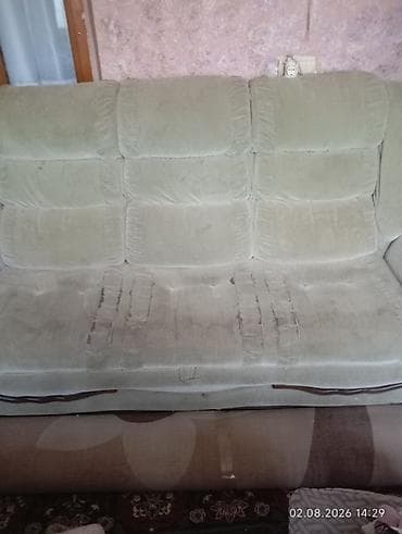 Yumşaq açıla bilən divan