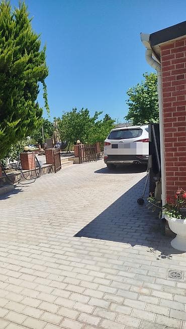 lan: Həyət evi — geniş bağ sahəsi və istirahət zonası kirayə verilir — 4