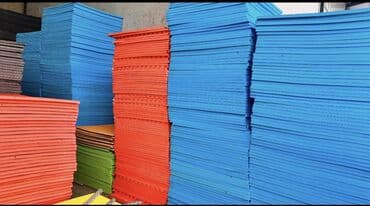 детский батут с защитной сеткой: Tatami Qalinliq 3 sm İstehsal olke turkiyye cumburiyyeti Sertifikatli — 1