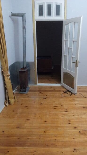 bərdədə həyət evləri: Həyətyanı, ayrıca girişli 1 mərtəbəli ev - Geniş həyət və pilləkənli — 4