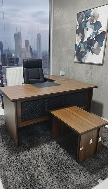 ✅Stokda: 8 ədəd var ✅Yenidir! qiymət real öz qiymətidir!