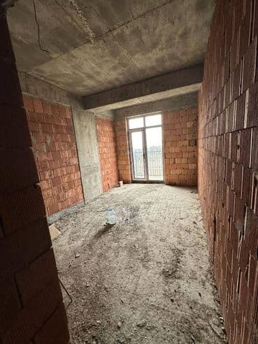 ağ şeher evler: Qaraçuxur qəs., 2 otaqlı, Yeni tikili, 72 kv. m — 4