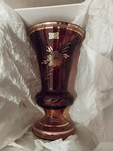 xedice gulu: Bir vaza, Bogem şüşəsi — 1