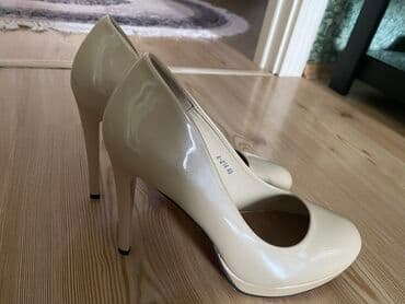 Tuflilər, Ölçü: 40, rəng - Bej, Yeni