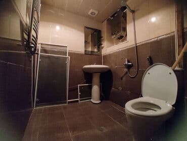 bakıda 1 otaqlı ucuz kirayə evlər: Bakı, 1 otaqlı, Köhnə tikili, m. Neftçilər, 30 kv. m — 7