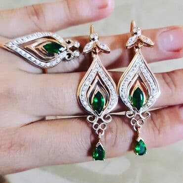 tək qaş: Dəstə daxildir: Üzük, Sırğa, Sarı qızıl, 585 Əyar, 1326 g — 4