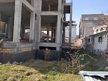 a frame ev tikintisi: Satılır: monolit karkaslı yarımçıq fərdi yaşayış evi (3 mərtəbə + — 1