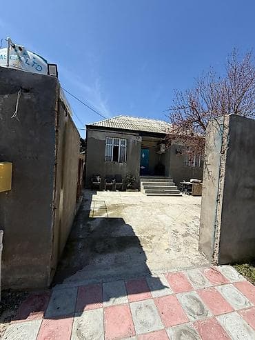 merdekanda heyet evi: 100 kv. m, 3 otaqlı — 4