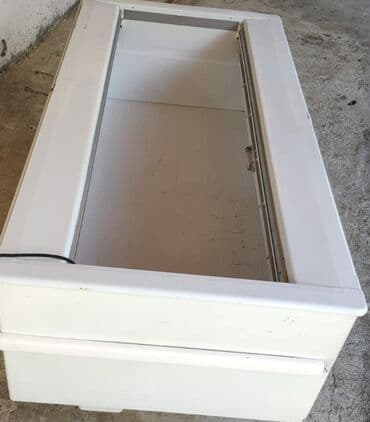 Soyuducu vitrinləri: Soyudu. yeniseden mende olub.yaxşi vəziyətədi. 2metr uzunluğu 1 metr — 2