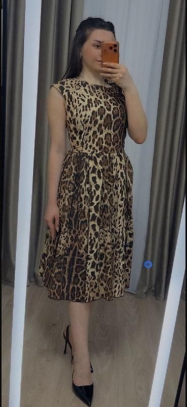 green good lux: Original Dolce &Gabbana midi don 44 ölçü. 1 dəfə toya geyinilib — 1