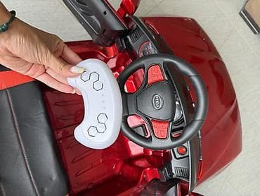 nəni: Uşaq üçün elektrikli minik maşını – qırmızı rəng - Korpus: parlaq — 6