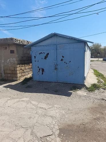 Salam, möhkəm asma kilid yeri,qapı mexanizmi və ikiqat dam örtüyü