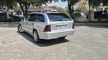 235 50 16: Mercedes-Benz C-Class: 2.2 l | 1999 il Universal — 3