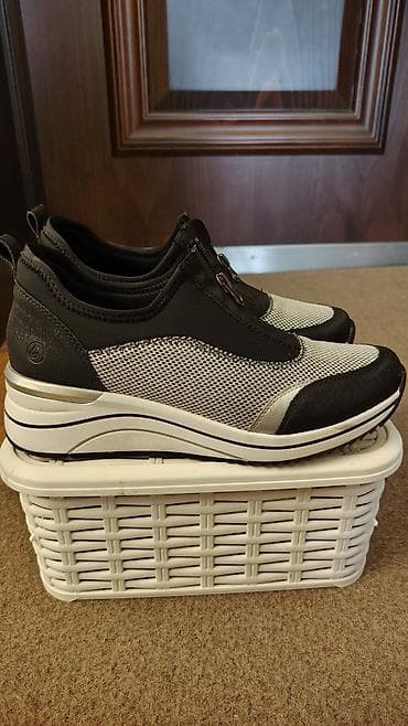 ket ayaqqabilar: Remonte qadın ayaqqabısı – slip-on idman üslubunda - Marka: Remonte — 2