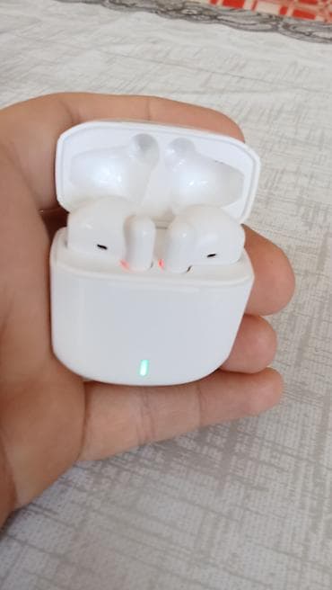 bluetooth mause: Bluetooth qulaqcıq az işlənib, tam işləkdir. Nizami Metrosuna — 9