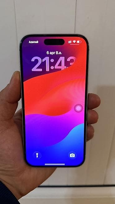 komputer ekran: IPhone 15, Ağ — 3