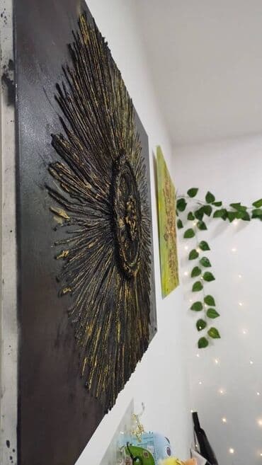 qara boya: Tablolar, təkcə boya ilə deyil,əlavə işləmələrlə. Əlavə sifarişlər — 6