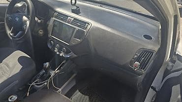 Nəqliyyat: Kia Rio: 1.4 l | 2014 il Sedan — 7