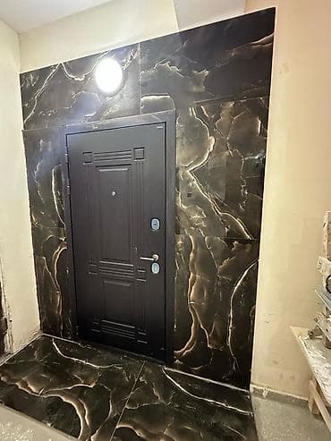 8 ci mikrorayon satilan evler: 3 otaqlı, Yeni tikili, 78 kv. m — 8