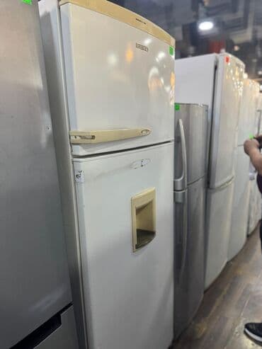 2 qapılı Beko Soyuducu Satılır, rəng - Ağ, Dispenserli