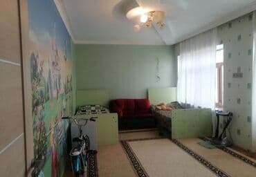 centralni bineqedi: 3 kv. m, 5 otaqlı, İşıq — 8