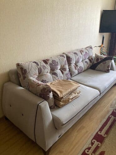 işlenmiş künc divan: Divan, Divan, Bazasız, Açılmayan — 2