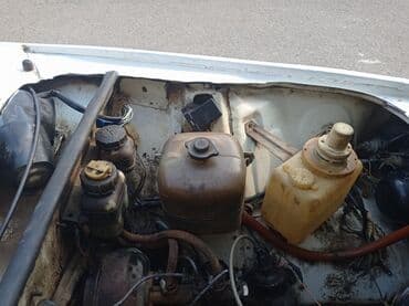 s class güzgüləri: Avtomobil: Lada 2104 Universal Kuzov: ağ rəng, 5 qapı, universal — 8