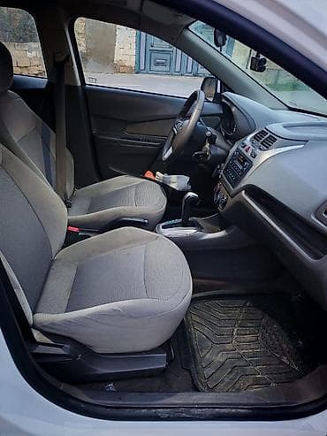 disk: Chevrolet Cobalt sedan. 5 illik kredit 14 ayi verilib. taksi — 5