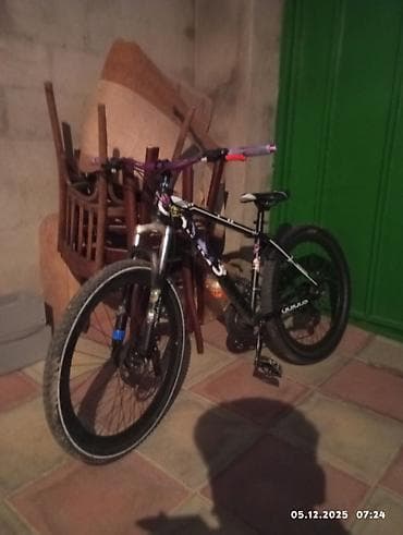 sederek velosipedler: Dağ/şəhər üçün universal velosiped Xüsusiyyətlər: - Alüminium — 7