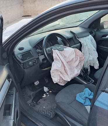 opel astra h bufer: Opel Astra H — ehtiyat hissələri üçün Mashin:il 2006 mator 1.3 maşın — 1