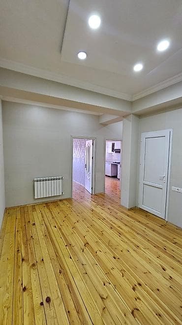 lökbatan ev: Kiraye ev. 16 məhəllə 16/6 tam təmirli boş ev kirayə verilir. 2 otaq — 7